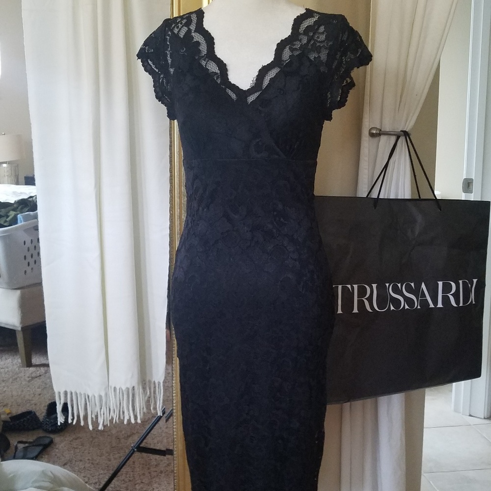 MARINA BLACK LACE CAP SLEEVE EVENING DRESS